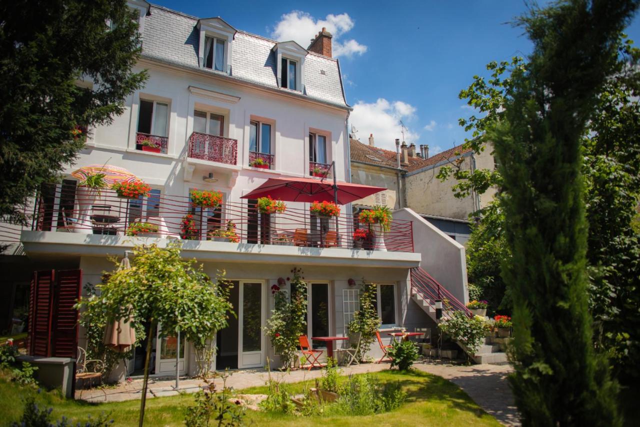 Готель Le Jardin Des Toiles Triel-sur-Seine Екстер'єр фото